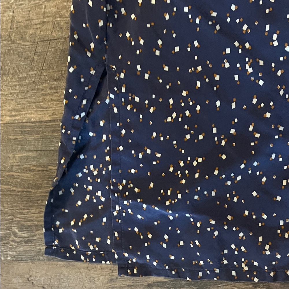 Blue and Gold Patterned Button-Up Shirt - Picture 4 of 6